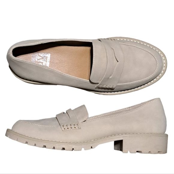 DV by Dolce Vita Shoes - Dolce Vita Catalina Slip On Flats Penny Loafer Platform Size 8.5 Light Tan